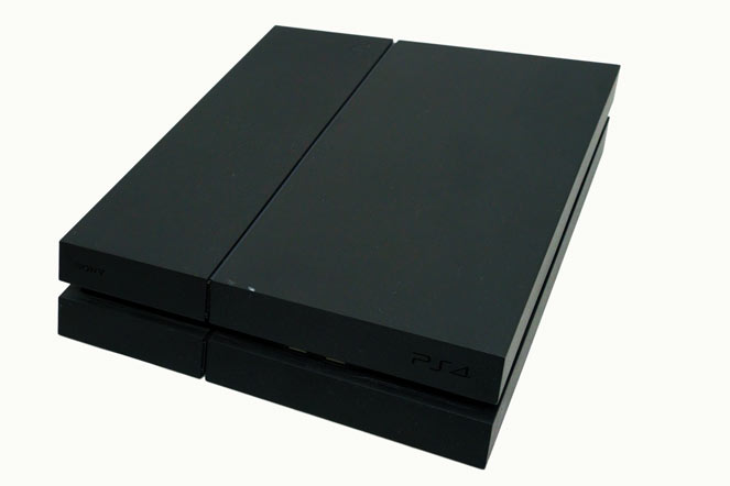 SONY PlayStation4 本体 CUH-1200AB01 　有線コントローラー1個付（THAーSN506）ワイヤレスコントローラー1個付（CUHーZCT2J）