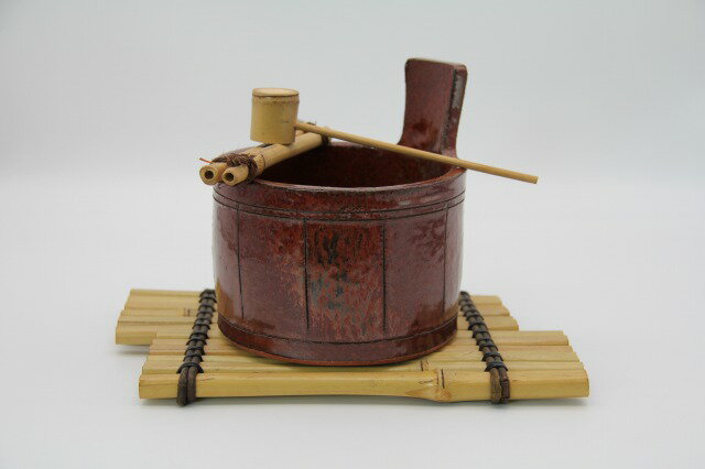 弥富鉄釉桶型つくばいセット [陶器 つくばい 手水鉢 めだか鉢 しがらき 和風]