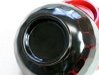 夫婦 どんぶり椀 布張 黒・朱 2客組名入れ 無料 ギフト おしゃれ 木製 木婚式 漆器 御祝 還暦 米寿 内祝 うどん 蕎麦 ラーメン鉢 退職 お礼 お彼岸 メッセージカード付