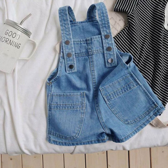 業務SHOP SaK24のオーバーオール キッズ 子供服 ポケット付き デニムオーバーオール 女の子 男の子 ベビー 短パンコーデ 夏着 オールインワン パンツ 無地 サロペット ショートパンツ 90cm 100cm 110cm　120cm　130cm ジュニア お出かけ 春 夏 秋 カジュアル 韓国こども服 スクール 送料無料｜アングル2