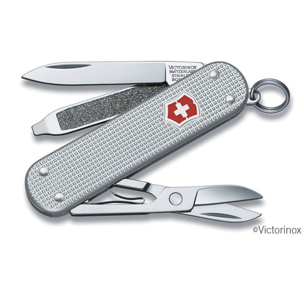 日本正規品 VICTORINOX ビクトリノックス クラシック SD ALOX 58mm #0.6221.26 十徳ナイフ マルチツール はさみ ヤスリ 軽量 ...