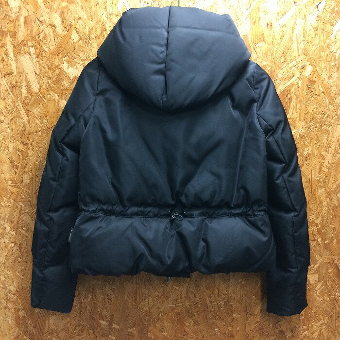 【中古】モンクレール ORNE レディース ダウンジャケット ナイロン ブラック 表記サイズ：0[jggI]