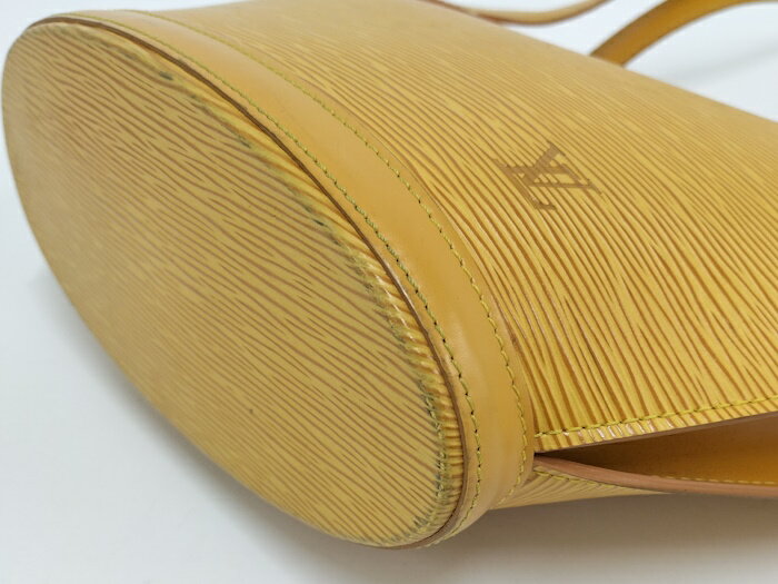 LOUIS VUITTON サンジャックポワニエ ショルダーバッグ ロングショルダー エピ レザー タッシリイエロー M52339【中古】