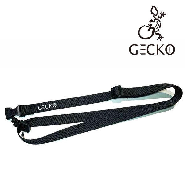 GECKO Strap 腰つきチョークバックやヨガマットを留めたりできるストラップです。 GECKOの置き型チョークバッグと組み合わせることで、バッグとしてもご使用いただけます。 ちらっと見えるGECKOのロゴがいいですよね！ 全長：約117cm 幅：2cm 素材：ポリエステル ※画像は使用イメージです。画像内の撮影用の小物類(チョークバッグ・ヨガマット)は付属いたしません。GECKO (ゲッコー)