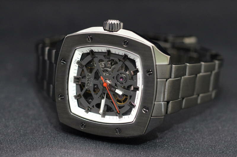 国内正規品【OSSO　ITALY】オッソイタリィ GENERALE ジェネラーレ　スケルトン　自動巻き　ブラックモデル　世界限定20本　SWISS製　40x43ミリケース【60回まで無金利ローン対象商品】【GENERALE GT03】