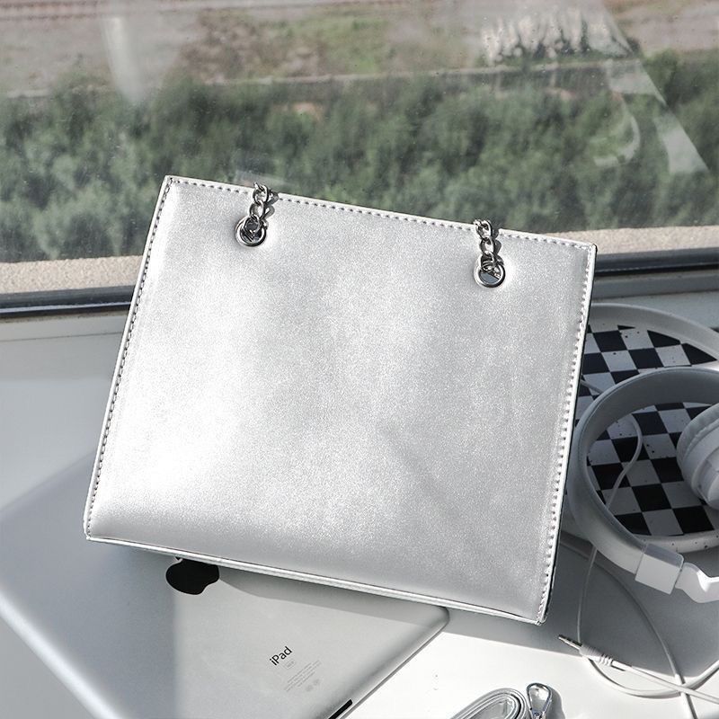 【可愛いバジ痛バッグ 推し活 痛バ】痛バッグ商品大容量 学生バッグ 缶バッジ入れ 痛バッグ クロスボディ ショルダーバッグ 女性 商品 学生 カジュアルバッグ ショルダーバッグ