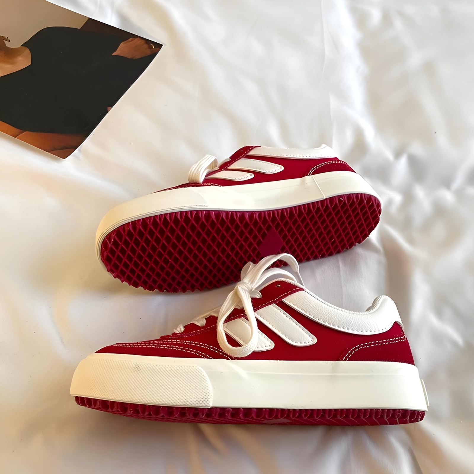 衝撃分散インソール レトロスニーカー 女性用 消音設計 防滑ラバー底 通学/通勤兼用 軽量キャンバス 足疲れ軽減 春夏秋対応 多用途シューズ 日本サイズ準拠