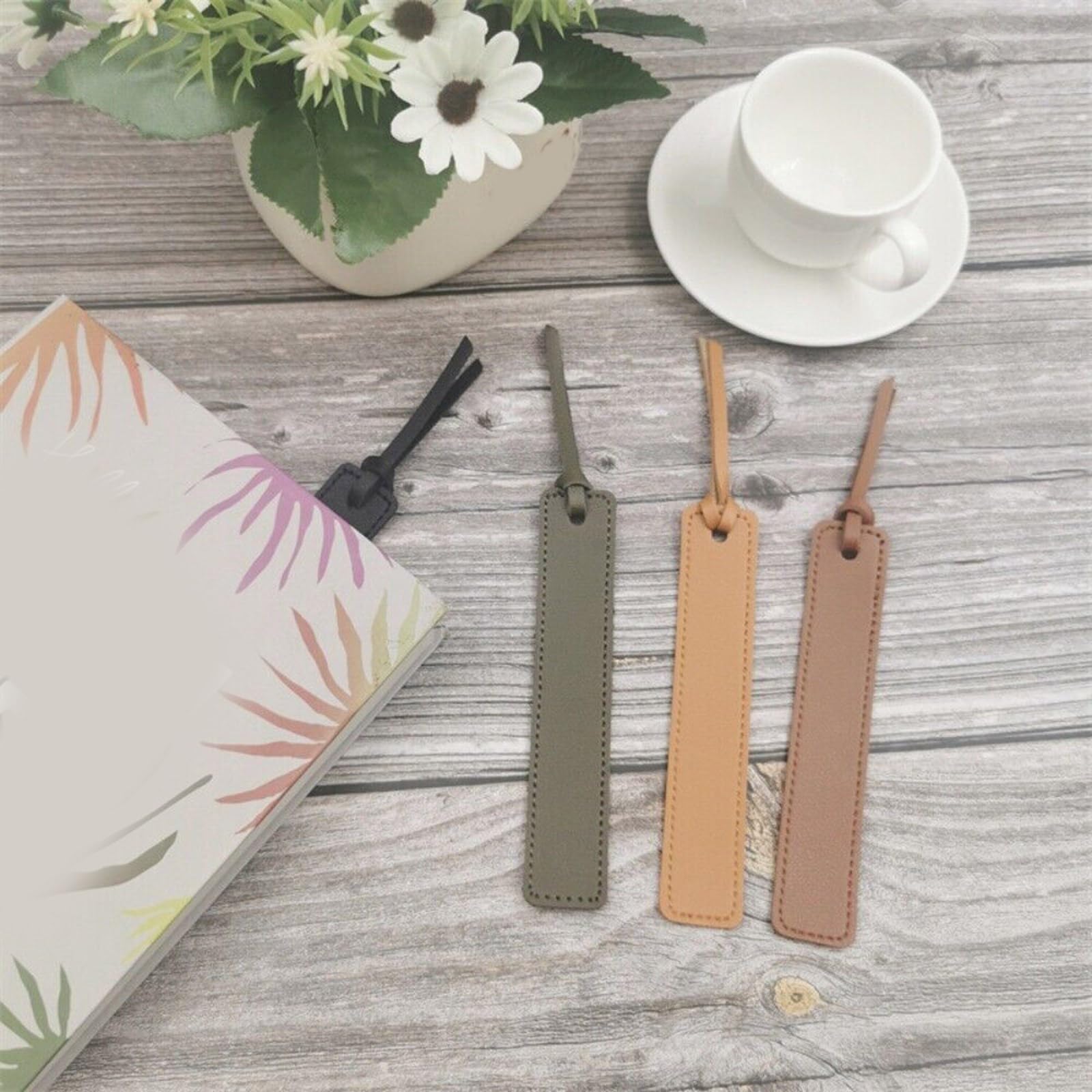 5PCS手作りの革のブックマークヴィンテージブックマークと従来のタッセル付きブックマークブックページ..