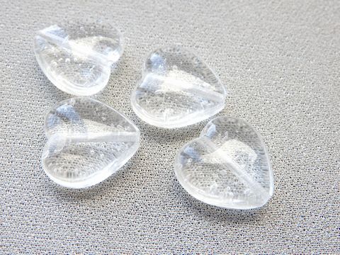 【在庫限り】本場チェコビーズ:ハート:クリアー【バレンタイン】【RCP】 【在庫限り】本場チェコビーズ:ハート:クリアー【バレンタイン】【RCP】