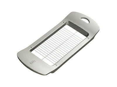 【関連商品】正広10981別作三徳型庖丁165mm商品コード刃渡り011199-016165正広10982別作牛刀180mm商品コード刃渡り007352-018180正広10983牛刀210mm商品コード刃渡り007353-021210mm正広10641別作両刃刺身庖丁180mm商品コード刃渡り011200-018180正広11041MS-400三徳型庖丁165mm商品コード刃渡り011196-016165正広11045MS-400三徳型（左）165mm商品コード刃渡り011197-016165正広11042MS-400剣型庖丁180mm商品コード刃渡り009166-018180正広11044MS-400薄刃型庖丁160mm商品コード刃渡り003167-016160正広11049MS-400小三徳庖丁140mm商品コード刃渡り011198-014140正広11050MS-400小剣型庖丁155mm商品コード刃渡り009167-015155正広11046MS-400ペティK120mm商品コード刃渡り029153-012120正広11047MS-400子供庖丁150mm商品コード刃渡り010428-015150mm正広10643ステンレスおさかな包丁165mm商品コード刃渡り 全長 重量005932-001165 290 135g《材質》・正広オリジナルステンレス刃物・柄/積層強化木(黒合板)・指のあたる部分を削り、フィット感が良いです。正広こども包丁商品コード010598-00124346 くま(高学年向き)010598-00224347 うさぎ(低学年向)010598-00324348　 りす(幼児向き）010598-00424346 くま(高学年向き) 左用010598-00524347 うさぎ(低学年向) 左用010598-00624348　 りす(幼児向き) 左用・くま/刃先部/小丸、あご部/丸・サイズ：刃渡り130mm・うさぎ/刃先部/大丸、あご部/丸・りす/刃先部：大丸　あご部：丸・（刃先、刃元に刃付けがしてありません。）《材質》・刃部/特殊ハイカーボンステンレス鋼（1.6mm厚）・4津保吉金チーズ切ナイフ大商品コード 刃渡 全長017042-001180 310《材質》・刃部/ステンレス製ピアノ線チーズカッター商品コード 全長017508-001120《材質》・本体18-0ステンレスST-3006バターカッティングケース商品コード070397-001小型 167×95×102mm《材質》・フタ/ポリエチレン（耐熱温度80度/耐冷温度-30度）・ワイヤープレート枠/ABS樹脂（耐熱温度80度/耐冷温度-30度）・ケース/AS樹脂（耐熱温度70度/耐冷温度-30度）、ワイヤー/18-8ステンレススチール・200g・450g用プレート2枚付・食洗機対応。レイエ ワイヤーでスーッと切れるバターカッター商品コード　　　　　高さ　 重量★017717-005230×100×20mm　257g《材質》・本体/アルミニウム合金（シリコン樹脂塗装）、ワイヤー/18-8ステンレス・Made　in　Japan・約5gにうすぎり・　200gのバターなら一切れ約5gになるので、お菓子作りやパン作りの分量の目安になります。・頑丈で歪まない・　450gのバターもしっかり切れる丈夫な作り。とろける！バターナイフ商品コード幅 　全長070505-00125×165mm《材質》・ステンレス鋼・固いバターがスーッと削れる！・おろしが交互2列で効率良く削げる！・チーズにもチョコレートにも使えます。レイエ ワイヤーでスーッと切れるバターカッター 230×100×20mm　257g 商品コードサイズ・規格017717-005230×100×20mm　257g 《材質》・本体/アルミニウム合金（シリコン樹脂塗装）、ワイヤー/18-8ステンレス・Made　in　Japan・約5gにうすぎり・　200gのバターなら一切れ約5gになるので、お菓子作りやパン作りの分量の目安になります。・頑丈で歪まない