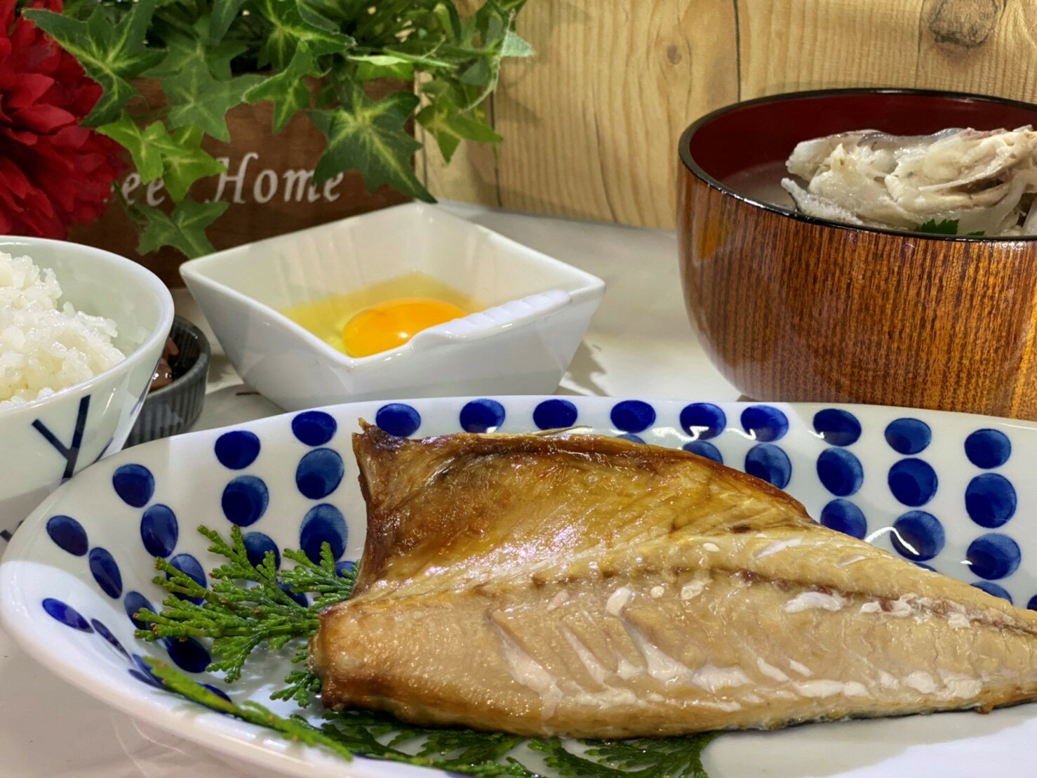 最大49 Offクーポン 干物 アジ開き サバ塩干し 塩干 アジみりん干し イワシみりん干し サバみりん干し みりん干し 脂 旬 アジ イワシ サバ 健康 長崎 送料無料 おかず 魚 つまみ 無添加 長崎の干物 ５種類 セット お得 贈答品 御歳暮 御中元 鯵 鰯 鯖 烏賊