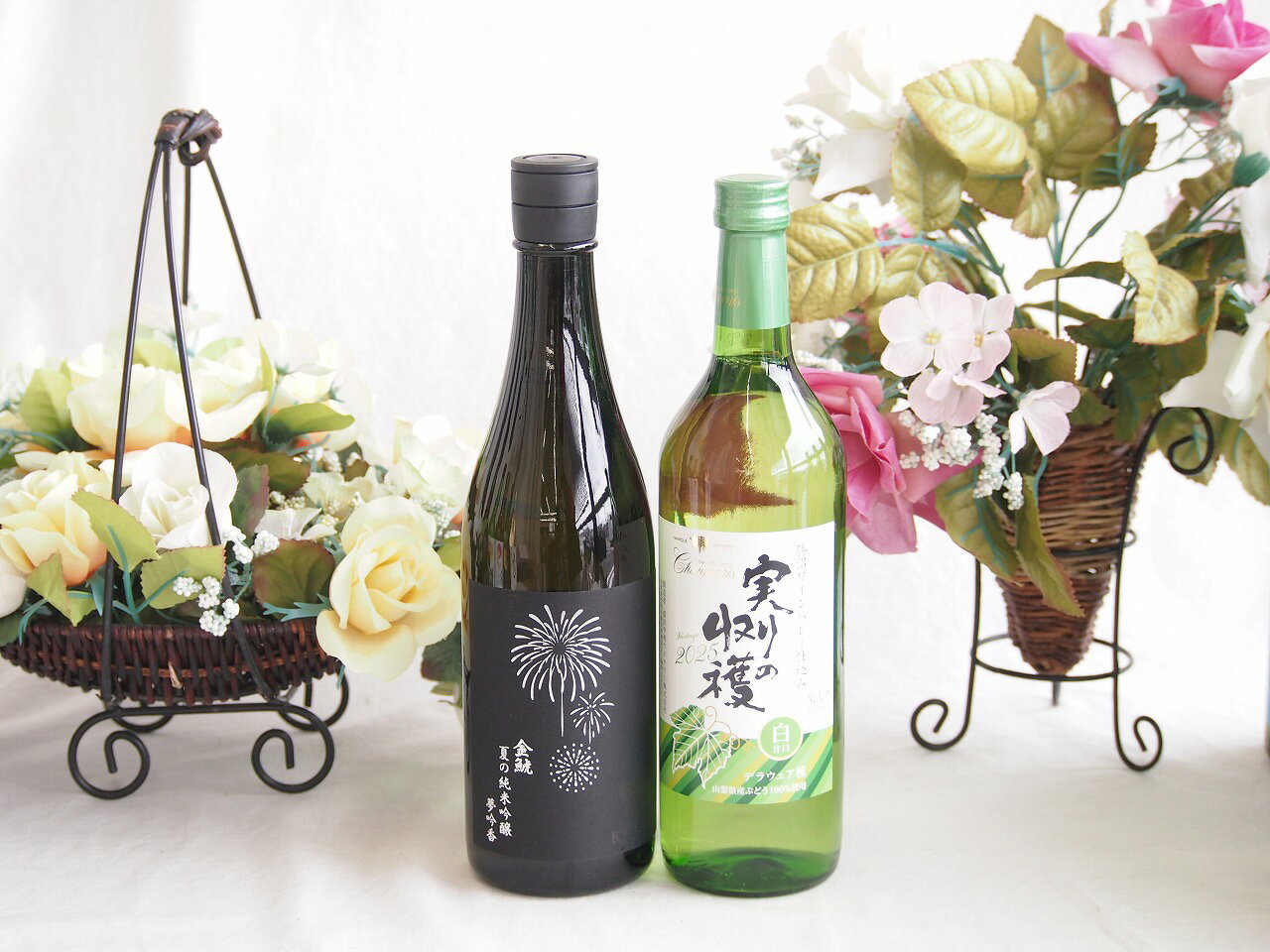 盛田金しゃち酒造が初夏 夏限定で出荷する季節限定酒「金鯱 夏の純米吟醸 夢吟醸」ですね。冬の「しぼっとる」が力強くフレッシュな無ろ過生原酒なのに対し、こちらは蒸し暑い夏にさらりと飲めるよう仕立てられた爽快な一本です。 ### 主な特徴と味わい * **愛知県産酒好適米「夢吟醸」を使用** 愛知県が開発した酒造好適米「夢吟醸（ゆめぎんじょう）」を100%使用しています。すっきりと綺麗な味わいを生み出しやすいお米の特徴がしっかりと活かされています。 * **爽快感重視の軽快な味わい** アルコール度数を少し控えめ（14度?15度ほど）に抑えて調整されており、吟醸ならではの爽やかな香りと、重たさのない軽快でスッキリとした後味が特徴です。 * **夏に映える爽やかなボトルデザイン** 涼しげなブルーのラベルや透明感のあるボトルデザインで、視覚的にも夏らしさを演出しています。 ### おすすめの楽しみ方 キリッと冷やして（5?10℃前後）飲むのがベストです。軽やかで後味がキレイなため、暑い日の晩酌や、酢の物、冷やし鉢、あっさりとした塩味の和食などと合わせるとお互いを引き立て合います。夏の純米吟醸酒と国産ワインセット(実りの収穫 白甘口ワイン 甘口(山梨県)720ml金鯱 夏の純米吟醸夢吟醸(愛知県)720ml