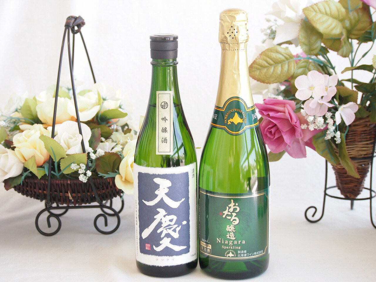 米の旨味とふくよかな日本酒と国産ワインセット(おたる醸造 ナイアガラス白パークリングワインやや甘口(北海道)720ml早川酒造部 天慶吟醸酒(三重県)720ml