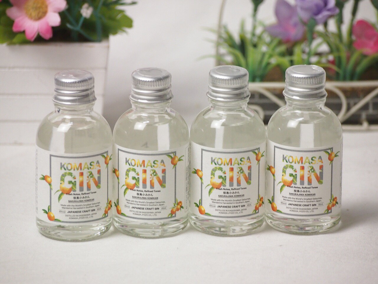 エレガントなクラフトジン4本セット(小正醸造 コマサジン桜島小ミカン45度（鹿児島県）) 45ml×4本