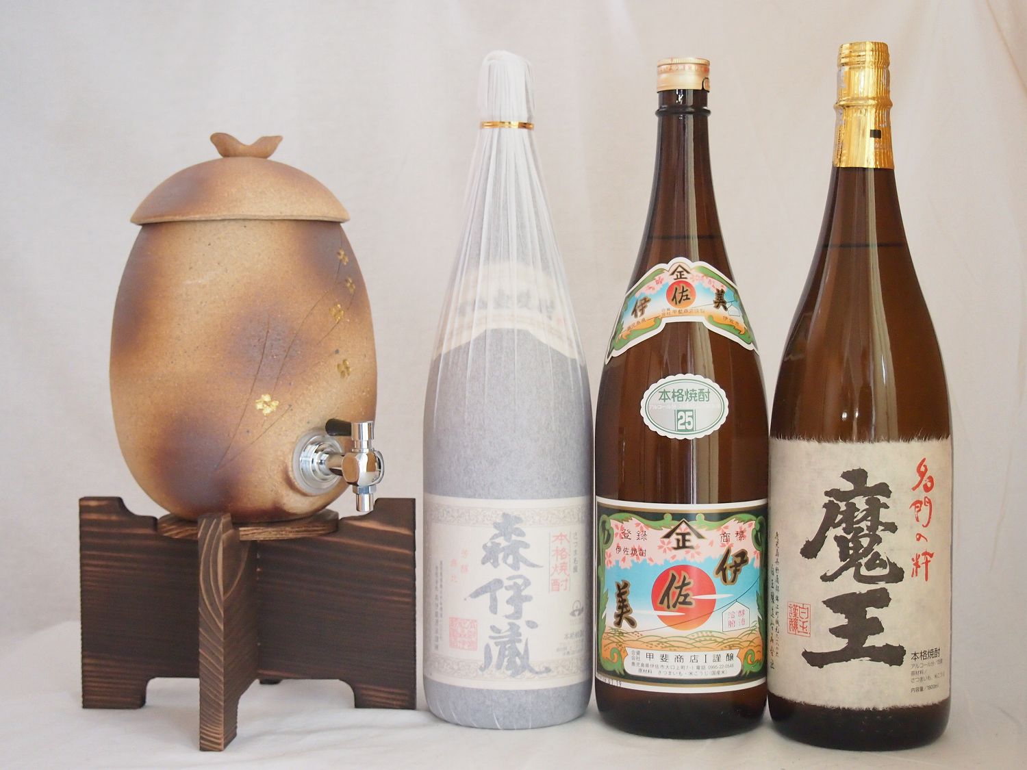 伊佐美 信楽焼・明山窯　焼酎サーバー　火色金小紋　2200cc(滋賀県)芋焼酎3本セット 森伊蔵1800ml 白玉醸造 魔王 1800ml 甲斐商店 伊佐美1800ml(鹿児島)