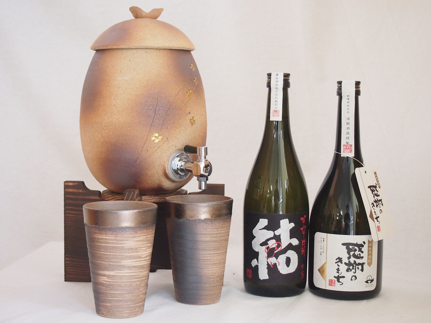 信楽焼・明山窯 焼酎サーバー 火色金小紋 2200cc(滋賀県)+萬古焼・備前金彩焼酎ペアカップ(三重県)+芋焼酎 結 感謝のきもち 720ml