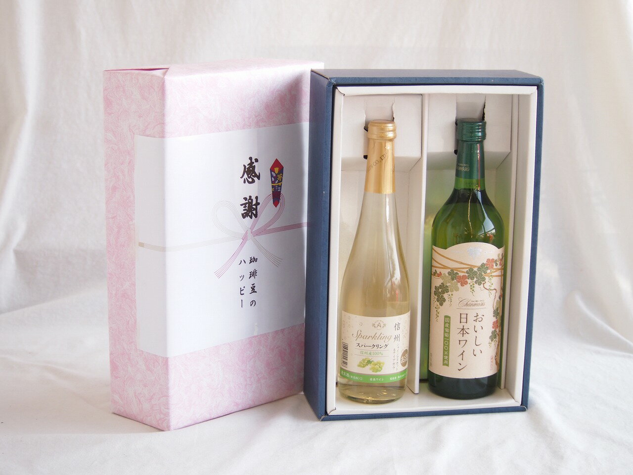 【最大2000円オフクーポン26日1:59迄】感謝の贈り物ボックス信州産シャインマスカットとナイアガラワインと国産ワインセット(国産葡萄100％使用 おいしい日本ワイン 白ワイン やや辛口(山梨県)720ml信州シャインマスカット＆ナイアガラスパークリング500ml