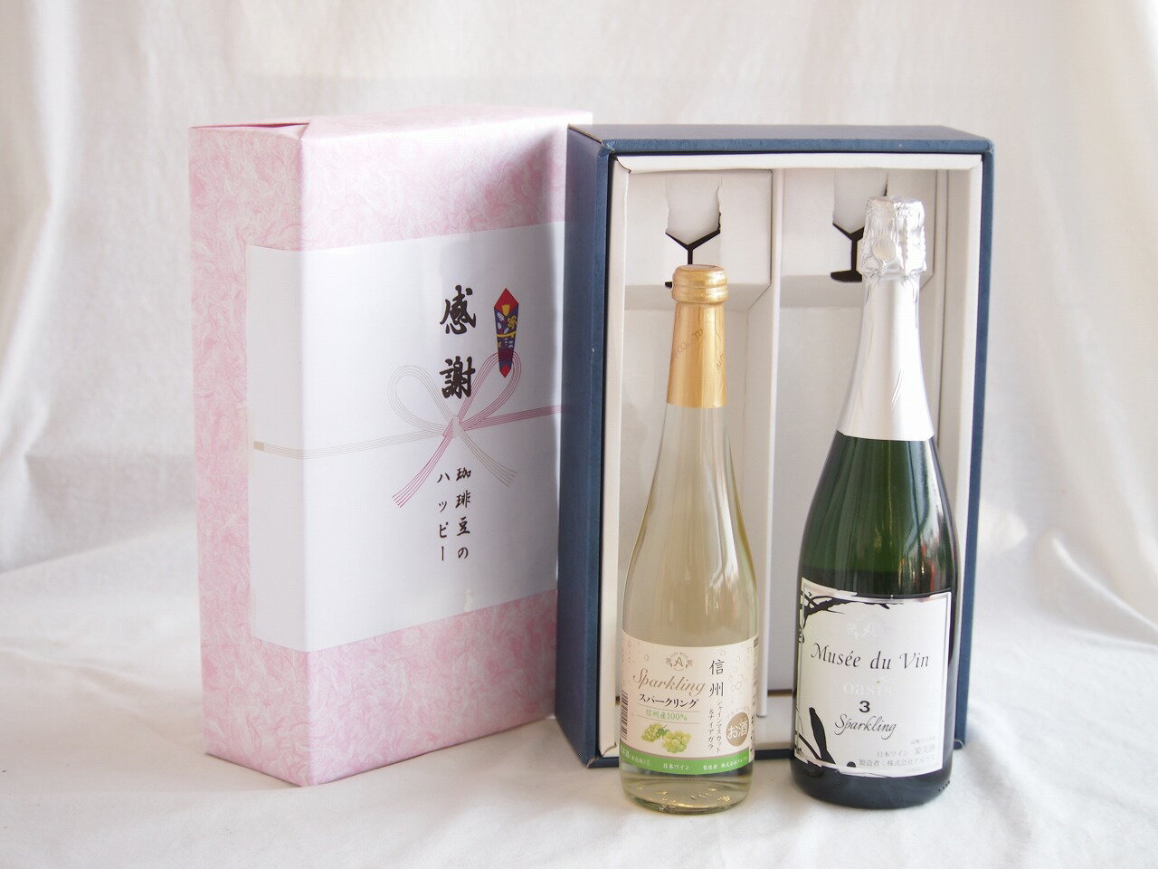 【最大2000円オフクーポン26日1:59迄】感謝の贈り物ボックス信州産シャインマスカットとナイアガラワインと国産ワインセット(MdV オアシス3 白スパークリングワイン辛口(長野県)750ml信州シャインマスカット＆ナイアガラスパークリング500ml