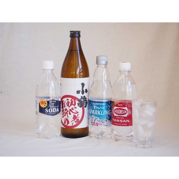 「芋の臭さがたまらない」。「小鶴 初心者お断り」は芋焼酎を心から愛してやまない方のために昔ながらの芋臭く、クセのある焼酎に仕上げました。蔵人の探究心が生み出した懐かしくも新しき芋臭さ。心して飲むべし。 ●原料とブレンドのこだわり 芋焼酎ベテ...