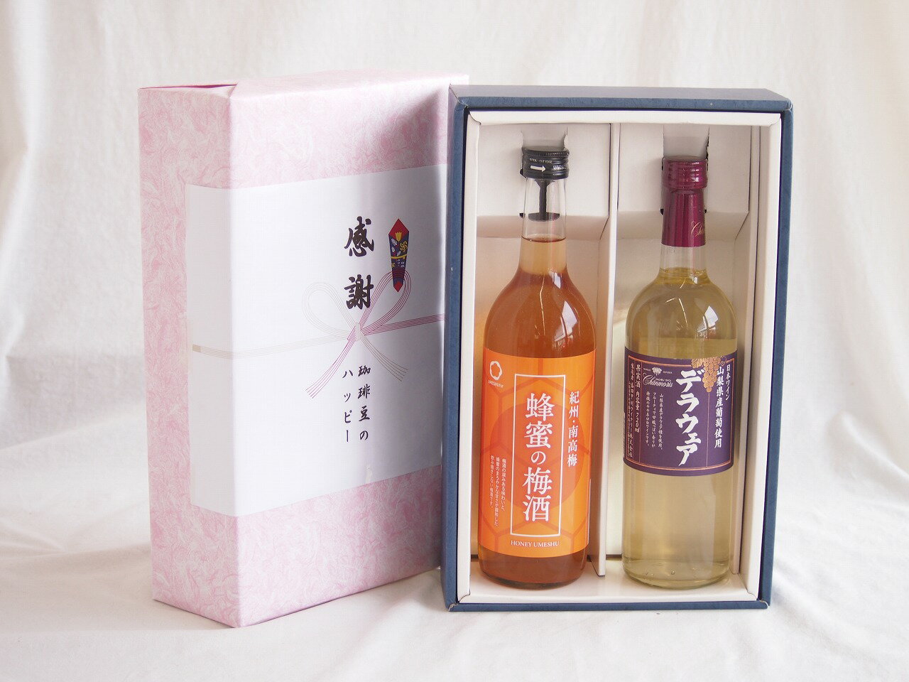 感謝の贈り物ボックス 和歌山産南高梅と国産蜂蜜の梅酒と国産ワインセット(山梨県産葡萄使用 デラウエア白ワイン やや辛口(山梨県)720ml和歌山県 蜂蜜の梅酒12度 720ml