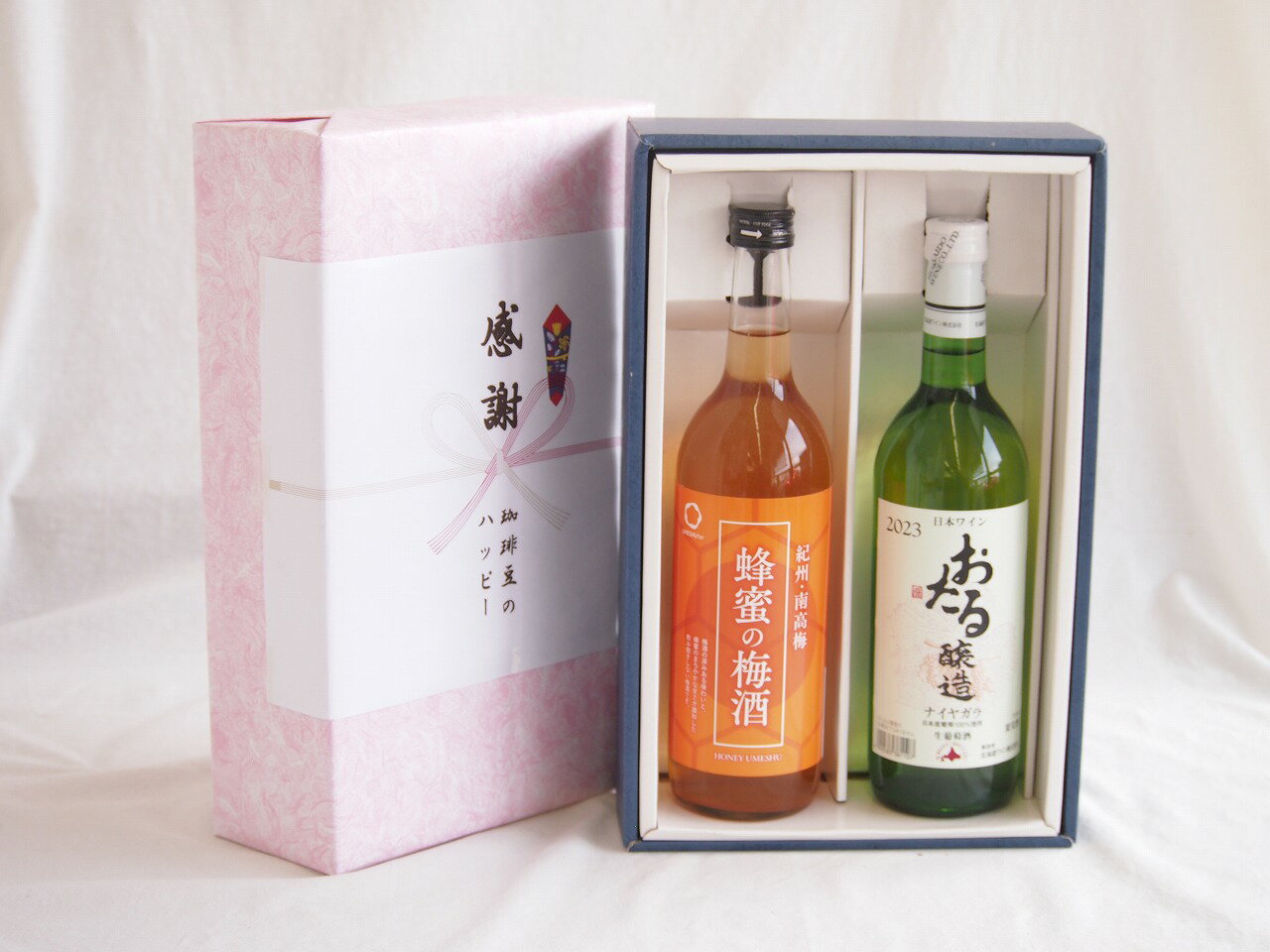 感謝の贈り物ボックス 和歌山産南高梅と国産蜂蜜の梅酒と国産ワインセット(おたる醸造 ナイアガラ 白ワイン やや甘口(北海道)720ml和歌山県 赤紫蘇の梅酒12度 720ml