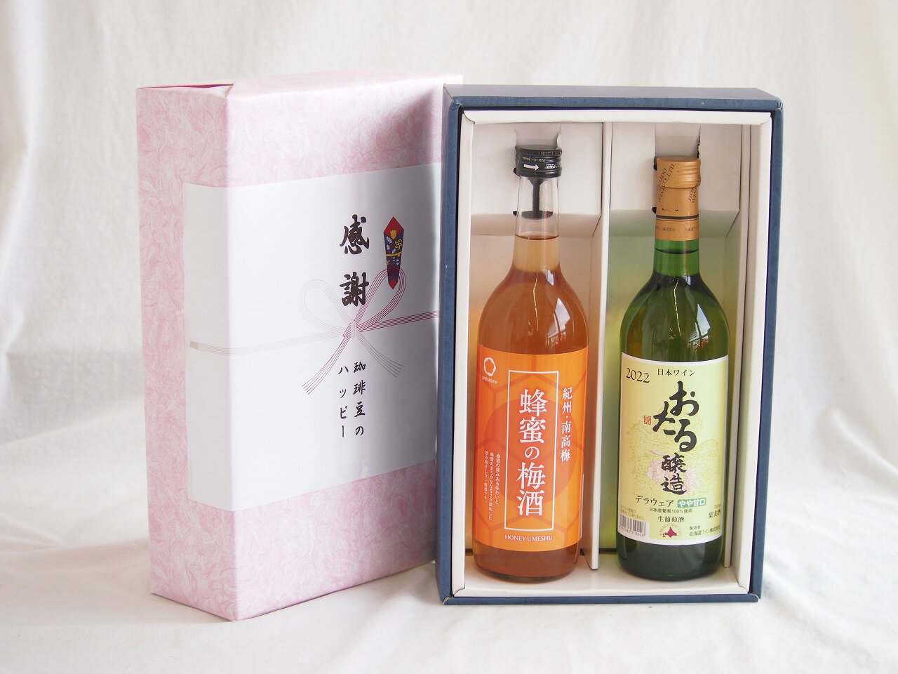 感謝の贈り物ボックス 和歌山産南高梅と国産蜂蜜の梅酒と国産ワインセット(おたる醸造 デラウエア 白ワイン やや甘口(北海道)720ml和歌山県 赤紫蘇の梅酒12度 720ml