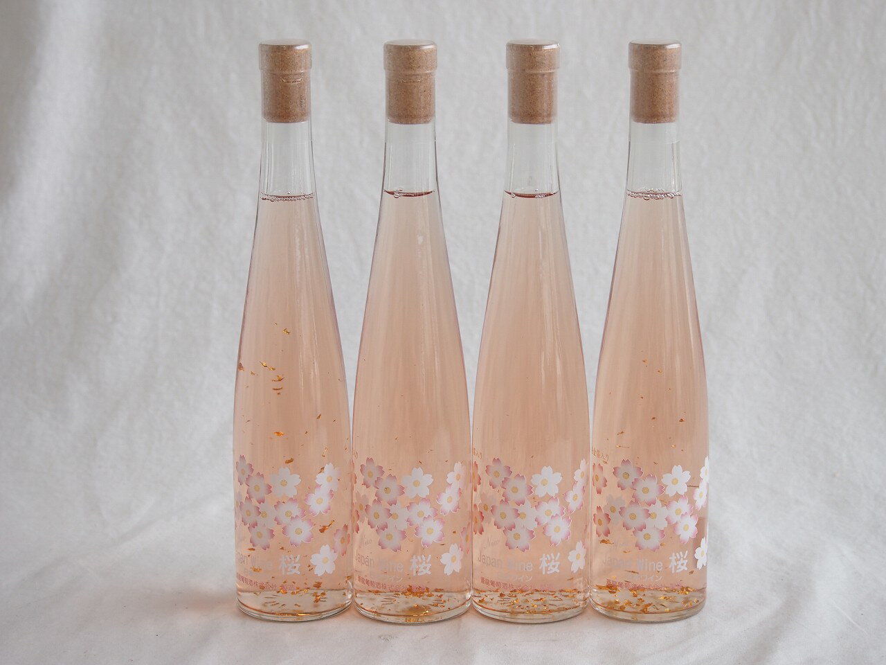 【最大2000円オフクーポン11日1:59迄】4本セット(ジャパンワイン桜 金箔入ほのかな甘味alco12.5度(山梨県)) 375ml×4本