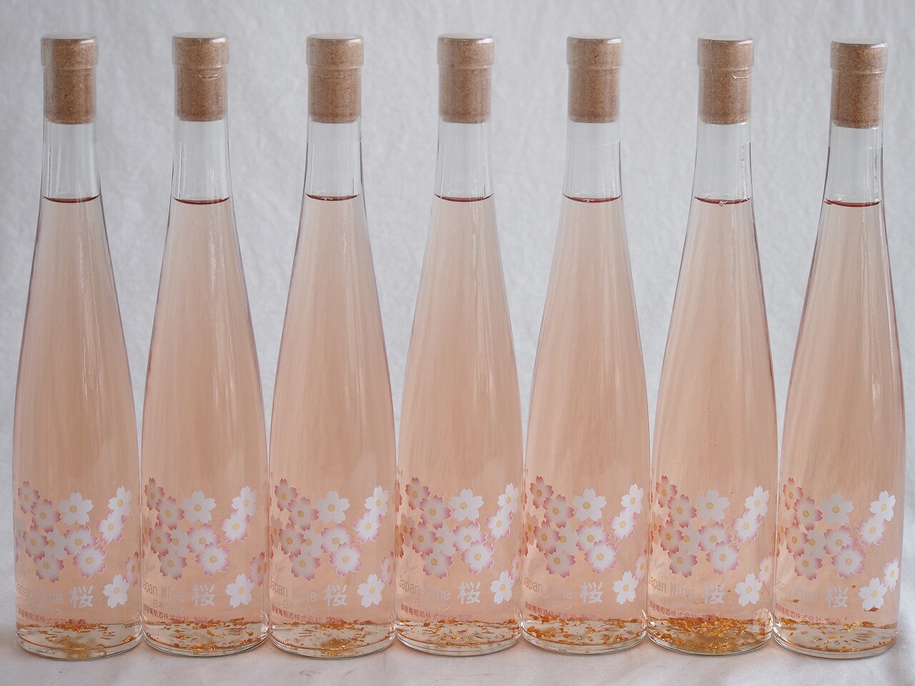 7本セット(ジャパンワイン桜 金箔入ほのかな甘味alco12.5度(山梨県)) 375ml×7本