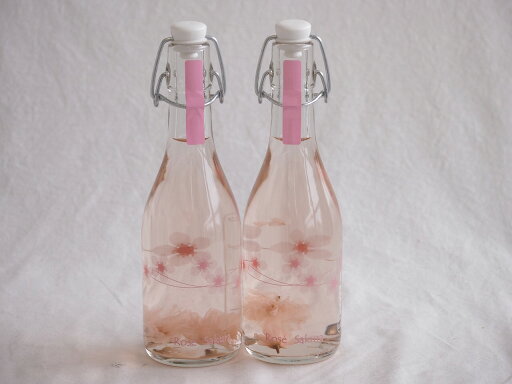 【最大2000円オフクーポン26日1:59迄】2本セット(フルーツ甘口ロゼサクラさくらの花入りalco6度(山梨県)) 375ml×2本 【最大2000円オフクーポン26日1:59迄】2本セット(フルーツ甘口ロゼサクラさくらの花入りalco6度(山梨県)) 375ml×2本