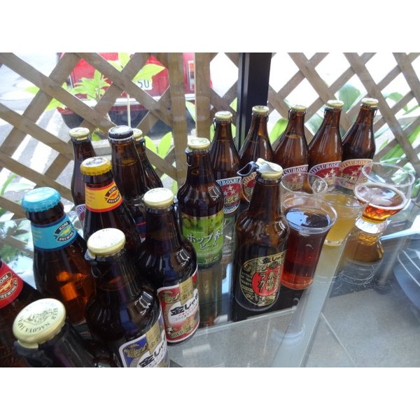贈り物本舗じざけやのクラフトビールパーティ6本セット　金しゃちアルト330ml×6本｜アングル3