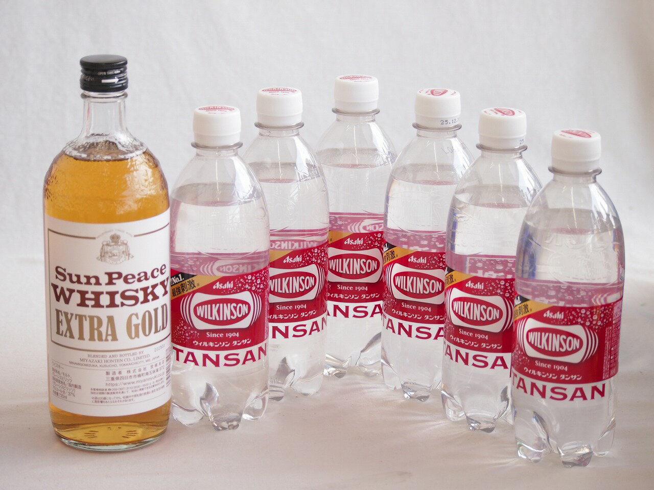 家飲みを、バーカウンターへ ハイボールウイスキー7本セット(ウィルキンソン炭酸 サンピース エキストラゴールド37度) 500ml×6本 720ml×1本