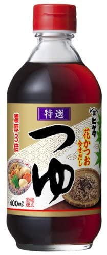 &nbsp;容量 &nbsp;400ml &nbsp;原材料 しょうゆ（本醸造）（脱脂加工大豆（遺伝子組換えでない）、大豆（遺伝子組換えでない）、小麦を含む）、風味原料（かつおぶし、かつおぶしエキス、そうだぶし、さばぶし）、果糖ぶどう糖液糖、食塩、みりん、醸造酢、調味料（アミノ酸等） &nbsp;使用方法 つけ汁3倍希釈かけ汁6倍希釈 ※当店ではお客様により安く商品をお買い求め頂くため、 ご注文頂きました商品とは異なるカートン【箱】で配送する事がございます。ヒゲタ　特選　つゆ めんつゆとしてはもちろん、煮物、丼物、鍋物にもお使いいただける濃厚3倍つゆです。 「花かつお合せだし」 だしは和風料理の基本。だから吟味した節でじっくりだしを引き、仕上げには上質な花かつおを合せました。深みのあるうまみと香り豊かなだしがつゆの風味を引き立てます。（濃厚3倍） ●こちらの商品はお取り寄せ商品の為、14日～21日程お時間がかかります。 同梱で別の商品をご注文いただいた場合、発送までにお時間がかかりますのでご了承ください。 商品ラベルは予告なく変更することがございます。ご了承下さい。