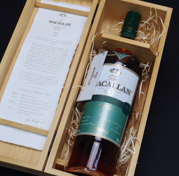 ザ・マッカラン ファインオーク25年43度700mlThe MACALLAN F.0.25Years【正規輸入品】【木箱入り】