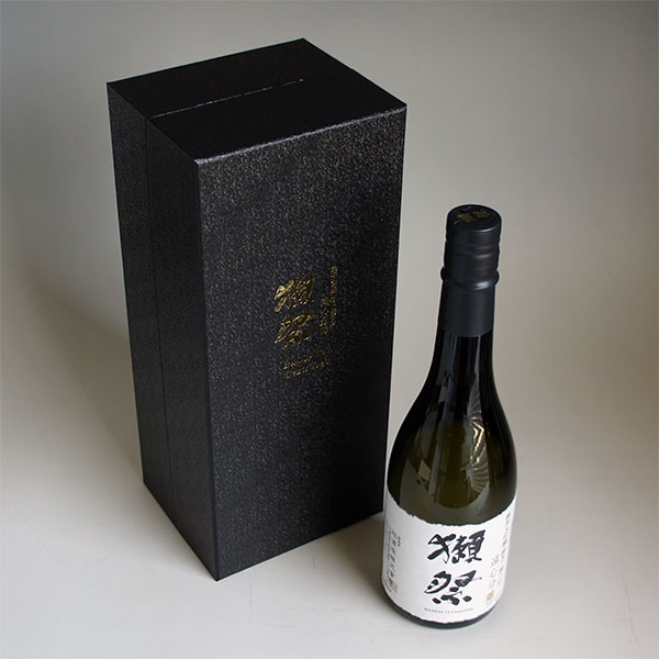 獺祭 デラックス箱入り 遠心分離23 磨き二割三分 純米大吟醸 720ml 【2025年10月分～】 日本酒 旭酒造 獺祭の純正包装紙で無料ギフト包装