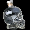 マニアの間で話題のクリスタル ヘッド　ウォッカ登場！！ ◆crystal head vodka 　クリスタルヘッド　ウォッカ 　容量：750ml 　アルコール度：40度 　箱なし・並行輸入品 ※画像はイメージです。入荷時期により、実際のラベルやボトルのデザイン・ヴィンテージ等が異なる場合がございます。 ※この商品はギフトラッピング対応不可とさせていただきます。ご了承ください。