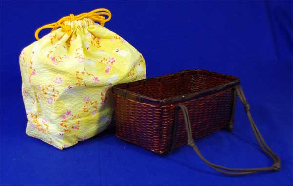 【特別価格】高級 籠 きんちゃく高級感あふれる 籠の巾着 です持ちやすいサイズです！！竹籠 から 巾着..