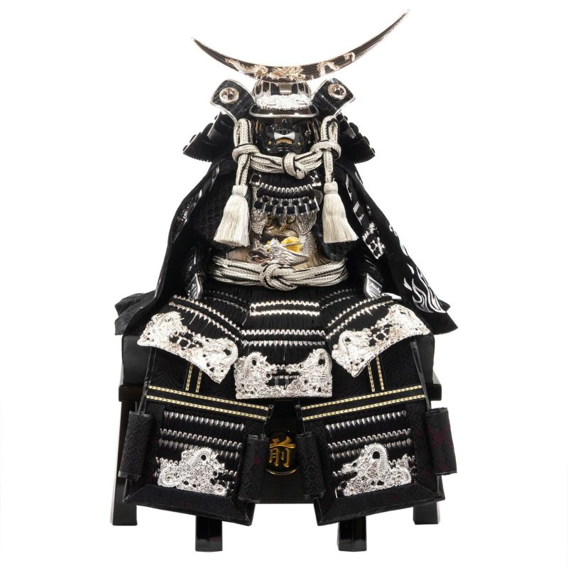 【15％分ポイントバック】　五月人形 吉徳大光 コンパクト おしゃれ 110H81552 518-011 518011 黒絲縅 鎧7号 剛毅 床飾り 鎧飾り 端午の節句 兜 鍬形 吹き返し 忍 5月5日 こどもの日 お祝い 皐月 モダン 和モダン インテリア ★0209 3