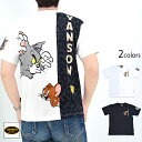 vanson×TOM＆JERRY 天竺半袖Tシャツ◆vansonVSN-M02011Detail上質なレザーを使って生み出された数々のアイテムがバイカーに大人気のvansonから「vanson×TOM＆JERRY 天竺半袖Tシャツ(TJV-2419)」のご紹介です。体が大きく凶暴だが、おっちょこちょいでどこか憎めない部分のある猫のトムと、体は小さいが頭脳明晰で、追い掛けてくるトムをことも無げにさらりとかわすネズミのジェリーのドタバタを、ナンセンスとユーモアたっぷりに描いたアニメ作品をモチーフにしました。今回は、ジェリーを追いかけまわすトムの姿を背中に刺繍しました。背中には配色切り替えが施されており、そこからひょこっとジェリーが顔を覗かせています。どうやらチーズにおびき寄せられた模様。フロント左胸には、無事にチーズを手に入れたジェリーの姿をワンポイントで刺繍。左袖にはトムのアイコンをワッペン風にデザインしました。ボディーには、綿100%の天竺生地を採用。vansonのクオリティーの高い刺繍を使用した大人のキャラクターTシャツ、ここに完成です！ブランド　vanson（バンソン）素材綿100%カラーホワイト・ブラック生産国Made in Chinaサイズ（cm/約）着丈身幅肩幅袖丈M63504523L65534824XL69565125XXL71595326