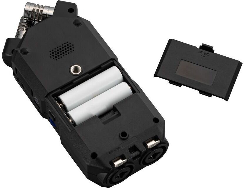 さくら山楽器のZOOM H4essential(専用アクセサリパック/APH-4e付) ハンディレコーダー 4トラック 32bitフロート録音 XYステレオマイク【送料無料】｜アングル2