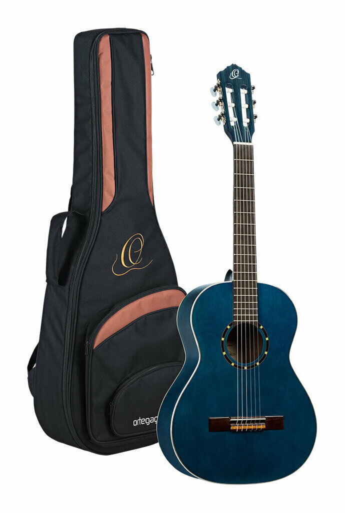 こちらの商品はお取り寄せとなります。3日～1週間ほどでお届け可能です。メーカー品切の際はお時間を頂きます。※画像は撮影用商品のため、お届けの際の商品とは異なります。FAMILY SERIES3/4 SIZE GUITARSPRUCE/MAHOGANYOCEAN BLUETuning:E-A-D-G-B-ESpruce top,gloss ocean blue finishMahogany back＆side,gloss ocean blue finishMaple BindingMahogany neck,gloss ocean blue finishWalnut fretboard＆bridgeOrtega 12-hole bridge2-way truss rodFlets:18Scale:590mmNut Width:45mmギグバッグ付属