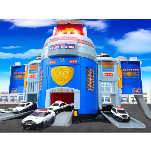 【送料無料】トミカ ぐるっと変形！ DXポリスステーション トミカ警察 トミカけいさつ 乗り物 おもちゃ トミカワールド トミカタウン ミニカー パーキング 男の子 プレゼント 誕生日 プレゼント タカラトミー