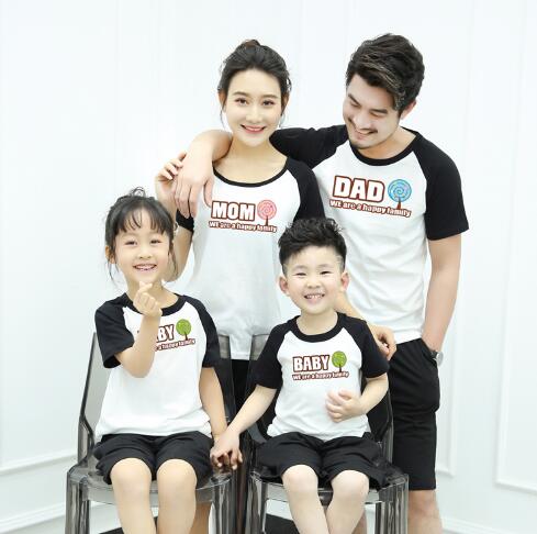 全品2点送料無料　親子ペアTシャツ　ママ　パパ　子供　短袖 親子お揃い　メンズTシャツ レディース　姉妹 トップス おそろい親子服 兄弟 姉妹 ビーチ ペアルック　誕生日プレゼント　子供　キッズ　旅行 セットアップ 日常服 可愛い トップス