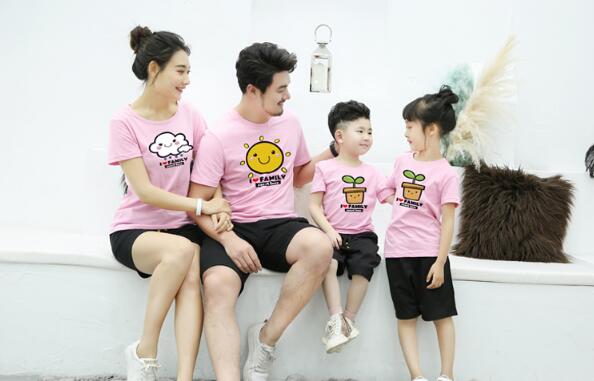 全品2点送料無料　親子ペアTシャツ　ママ　パパ　子供　短袖 親子お揃い　メンズTシャツ レディース　姉妹 トップス おそろい親子服 兄弟 姉妹 ビーチ ペアルック　誕生日プレゼント　子供　キッズ　旅行 セットアップ 日常服 可愛い トップス