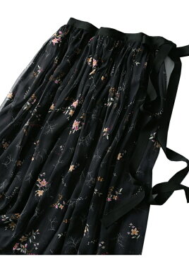 小花柄シフォン素材マキシ丈ロングスカートハンドプリーツ加工 カジュアル シワ感 透け キレイ リゾート風 レディース 女性 コンシールファスナー フレアスカート 小花柄プリント シフォン ウエストリボンデザイン パーティ イベント 結婚式