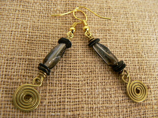 チェコビーズピアス U エスニック アフリカ チェコビーズ ビーズ ピアス ハンドメイド