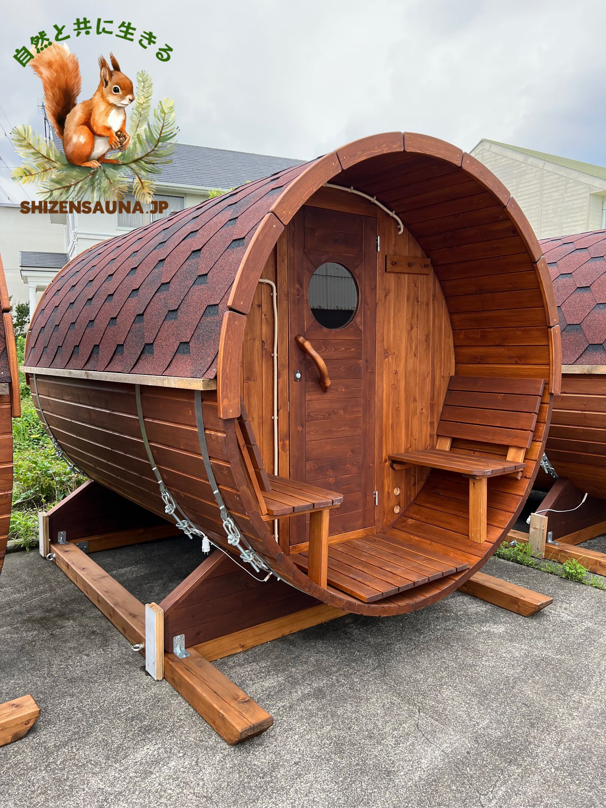 5年保証! 【完成品】HARVIAストーブ付き サウナ!【2.8mх2.1m】国内在庫あり! 購入前にご確認が可能! 塗装不要・工場組立済み 高品質でありながらお手頃価格！バレルサウナ