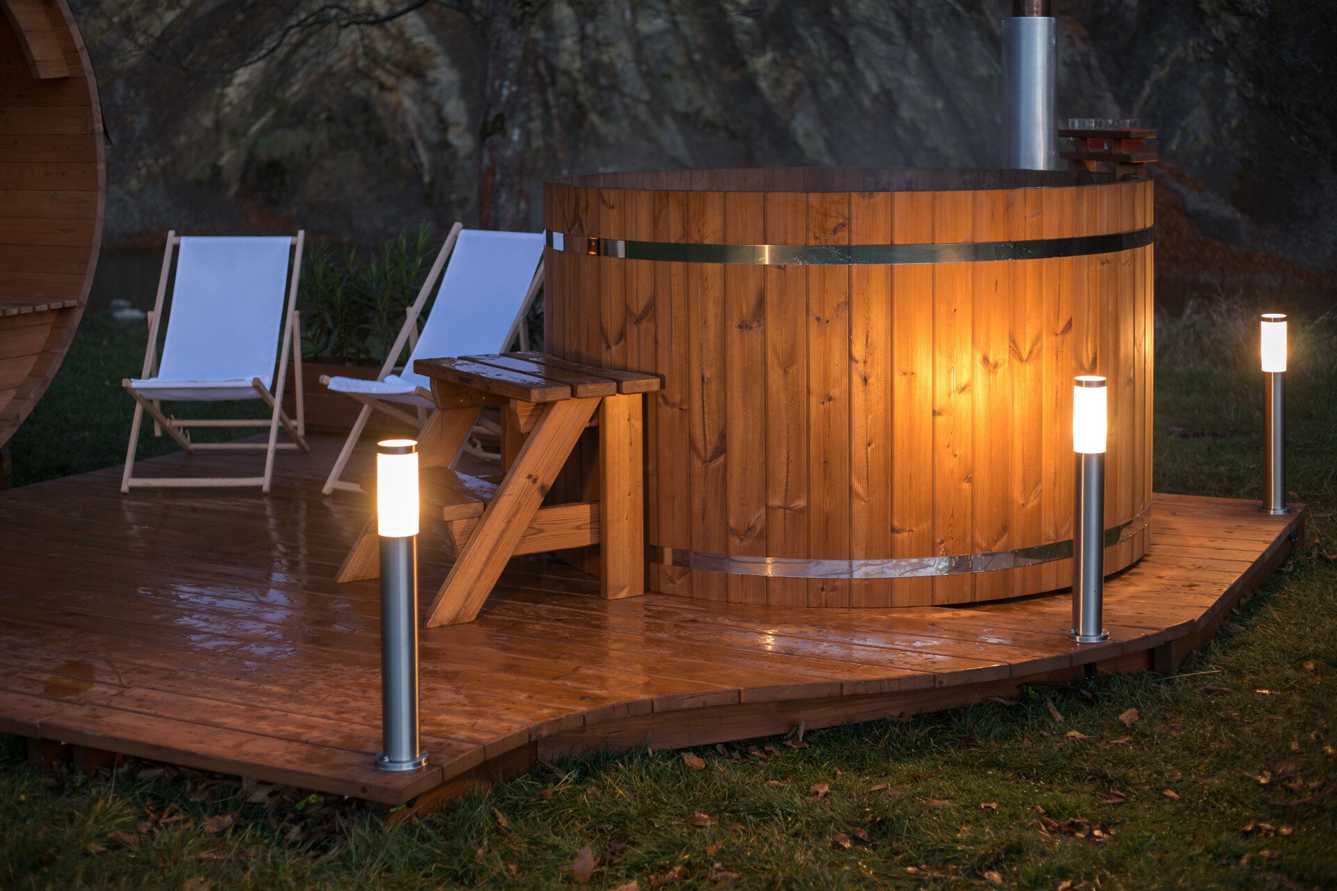 1年間保証!薪風呂・特別なオファー・工場で組み立て済み!有利なバーゲン!外室お風呂、木風呂、露天風呂、浴槽、バス、スパ、サウナ【1,8m х 1,8m・外ストー...