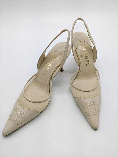 商品情報 色／主な素材 【メッシュ スリング バック パンプス】ピンクベージュ　(ココマーク刺繡入り)　ITALY製サイズ #36.1/2(日本サイズ約24cm)ヒールの高さ約7cm※サイズ表記は靴のデザインやメーカーにより若干の誤差が生じ...