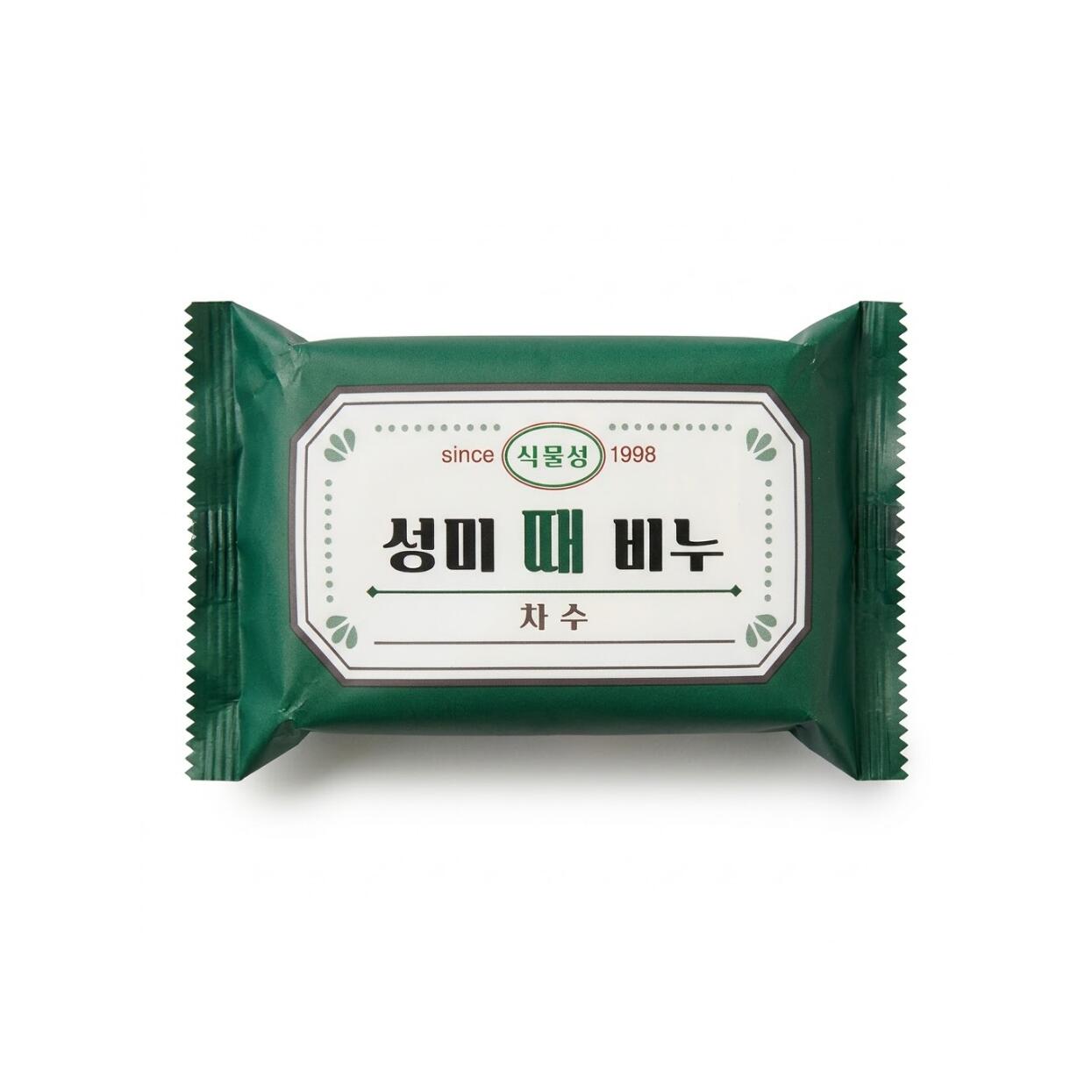 Sungmi Vegetable Italy Towel Body Soap Charcoal 170g 성미 식물성 때빠누 치숲 170g 韓国のサウナやチムジルバンで古くから愛用されている定番の植物性アカスリ専用石鹸です多孔質で吸着力に優れた天然炭成分を配合し豊かな泡立ちで肌をやさしく包み込み入浴時に体を温めた後石鹸を泡立て全身になじませることで角質ケアをスムーズにサポート自然の恵み炭成分配合 ソンミ 植物性アカスリ石鹸 チャコール 毛穴の余分な皮脂や古い角質を吸着洗浄し全身爽快なめらか肌へ