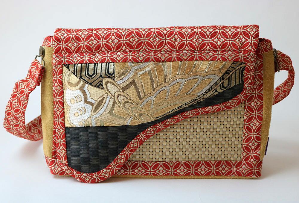 【送料無料】黒市松ビニール素材着物帯使用 赤